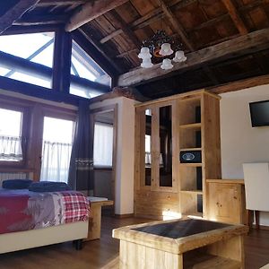 Apartament typu junior na poddaszu na poddaszu